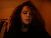 Hai ik ben Yusra 18 jaar en van Marokkaanse afkomst. Ik maak in mijn dagelijkse leven 18+  content en ervaar daar heel veel plezier in. Ik ben een vollere dame met grote borsten een dikke kont een klein buikje lief gezichtje en een bos vol krullen boven en beneden.ik doe aan augyo, foot, BDSM, SM, GFE, dominantie, onderdanigheid,en Golden shower fetisj. Naast fetisj doe ik ook aan twerken, boobie shows en samen spelen.