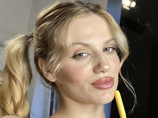 fingering girl chatroom Eden