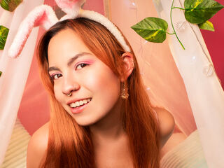 cam girl showing pussy EmmaMonnet