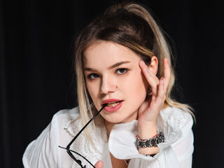 adult chat room KellyHayden