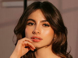 topless cam girl LauriSweet