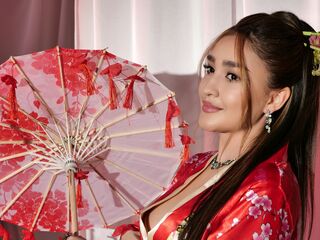 naked camgirl LindeWhite