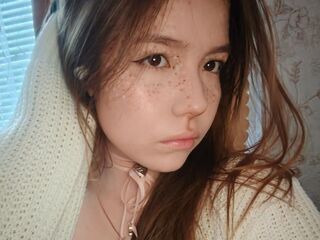 camslut naked LouannMuench