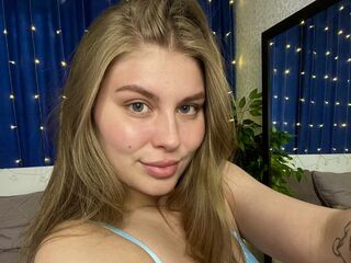 webcam babe chat room MilaOlivers