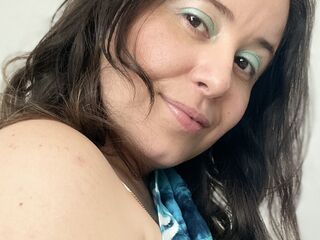 naked girl with webcam masturbating with vibrator SajaraBowen