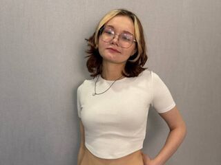 cam girl live cam ShemikaDestro