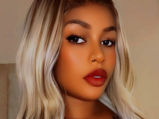 chat room picture VivianArnault