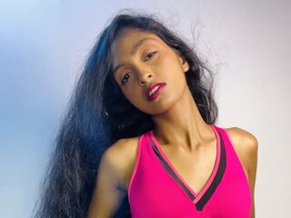 naked cam girl photo ZaraElina