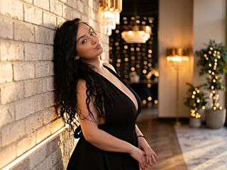 topless camgirl ElviraEda