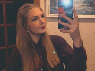 beautiful girl webcam KateyTouriny
