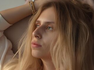 free live webcam KiraBen