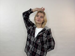 webcamstripper live LorieYancy