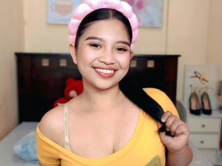 sexy webcamgirl SophiaCharms