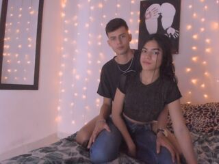 webcamgirl anal sex  SarahandMarck