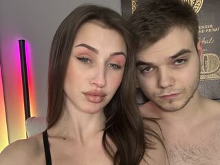 hot webcam video VikkiGeorge