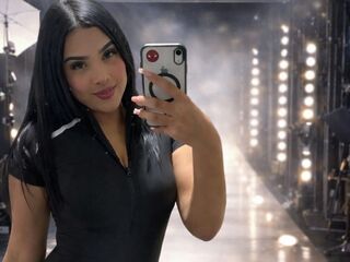golden shower live sex EmilyDaring