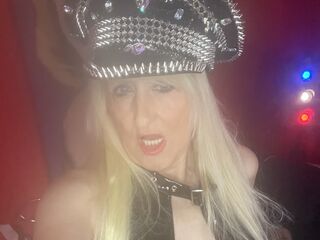 ass spanking cam whore GodessLulu