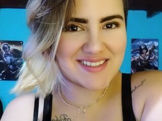 golden shower live sex ZussanGravereign