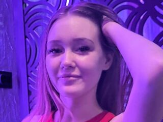 chat room live cam AddieRunk
