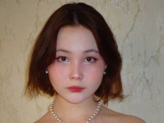 hot webcam slut AnnemarieTschida