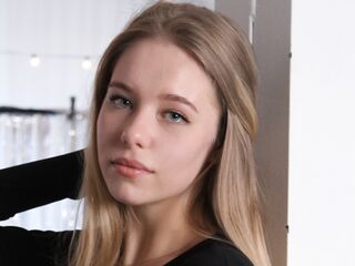 hot striptease web cam AnnetteMajid