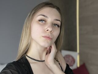beautiful webcamgirl BeaBush