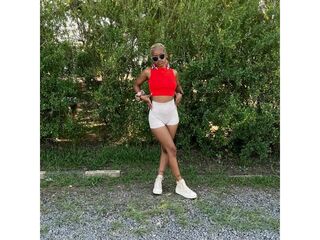 fingering cam girl video BellzRosee