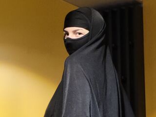 naughty cam bitch BiaBlack