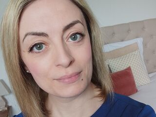adult web cam chat room BiancaLuxe
