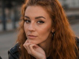 girl chat room BonnieHansen