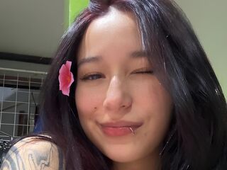 webcam chat room CamiLewit