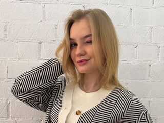 camwhore naked CamillaCapoccia