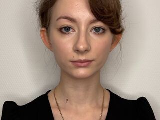 hot cam whore CandiKays