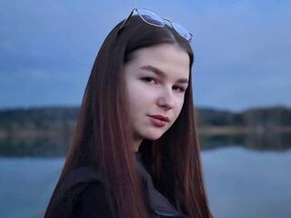 cam slut videochat ChiekoLona