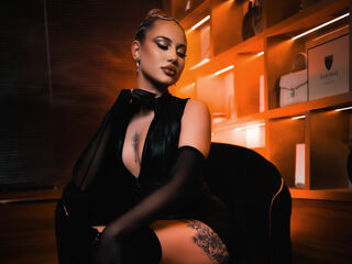 chat room live show ChloeGracey