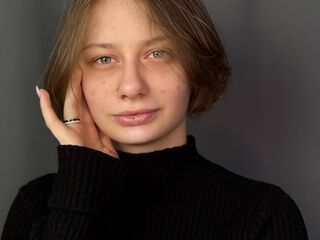 cam girl video CoraLamon