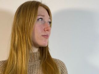 naughty camgirl fingering shaved pussy CoreenShimkus