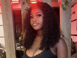 adult nude chat CreamieNelly