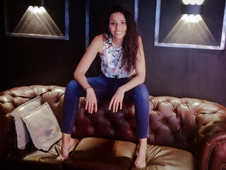 beautiful girl cam DamarisPommes