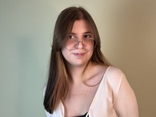 cam show DebbraAdonis