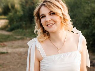 webcam sex DemetriceAkpan