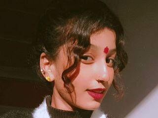 naked camgirl masturbating DiaQuin