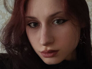 naughty cam girl masturbating with dildo DiedraTousant