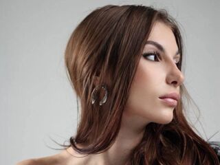 camgirl photo DionnaTalone