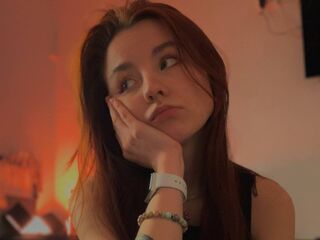 hot cam girl masturbating with dildo DivinaGazza