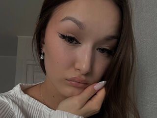 beautiful girl cam EdaScantling