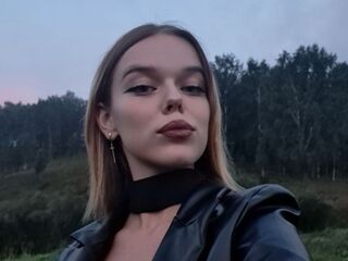 camgirl spreading pussy EdinaAmos