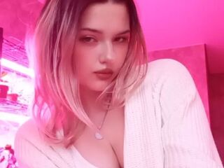 camgirl fingering pussy ElaUnglaub