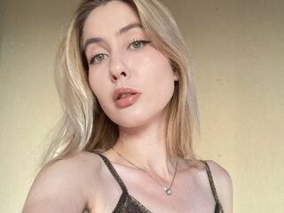 camgirl playing with vibrator ElizaGoth