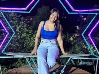 webcam live show EmiVoss